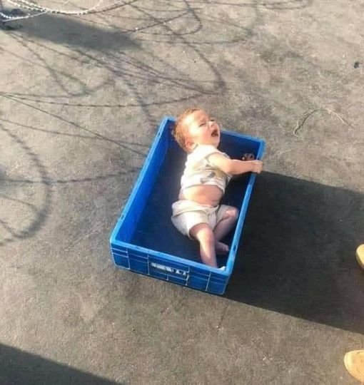 ##BREAKING 

The most painful picture.
 Parents left his child at the Kabul airport.
#Afghanistan
#kabulairport
#Talibans
#Taliban
#Kabul
#Afghanistan
#AfghanLeaks
#Afghan
#كابل #كابل