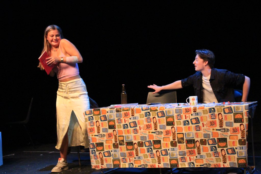 bingefringemag's tweet image. REVIEW: Madhouse, ★★★★☆ "Delightfully original and surprisingly deep, it’s a show to catch before term ends and it’s lease is up." @Madhouse2021ed @theSpaceUK 
bingefringe.com/2021/08/16/rev…