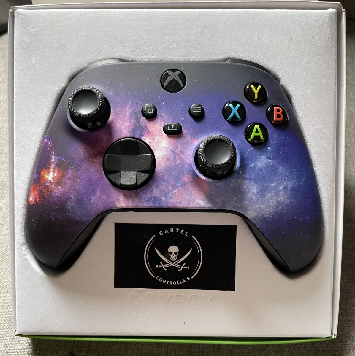 CartelControlla's tweet photo. Galaxy Series S/X Controlla with 2 Back Buttons for @GeniusGG_ Ready to be shipped 🔥😈 https://t.co/nEywj5JMW0