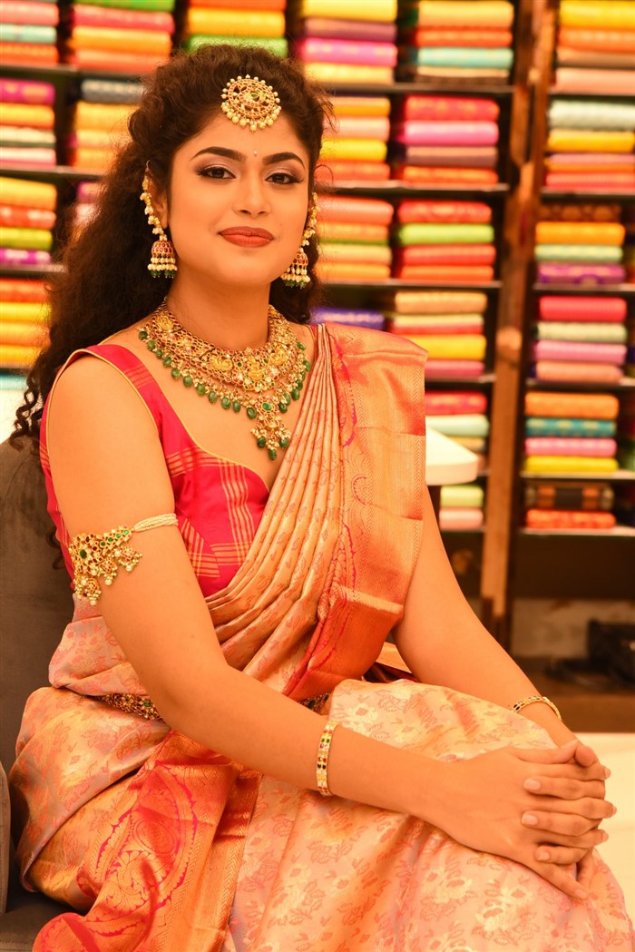 heyAndhra_com's tweet photo. Faria Abdullah Latest Stills
#Actress #TollywoodActress #FariaAbdullah #Gallery #HeyAndhra
Full Album : https://t.co/092g1m6zyS https://t.co/5vqkgBIbgu