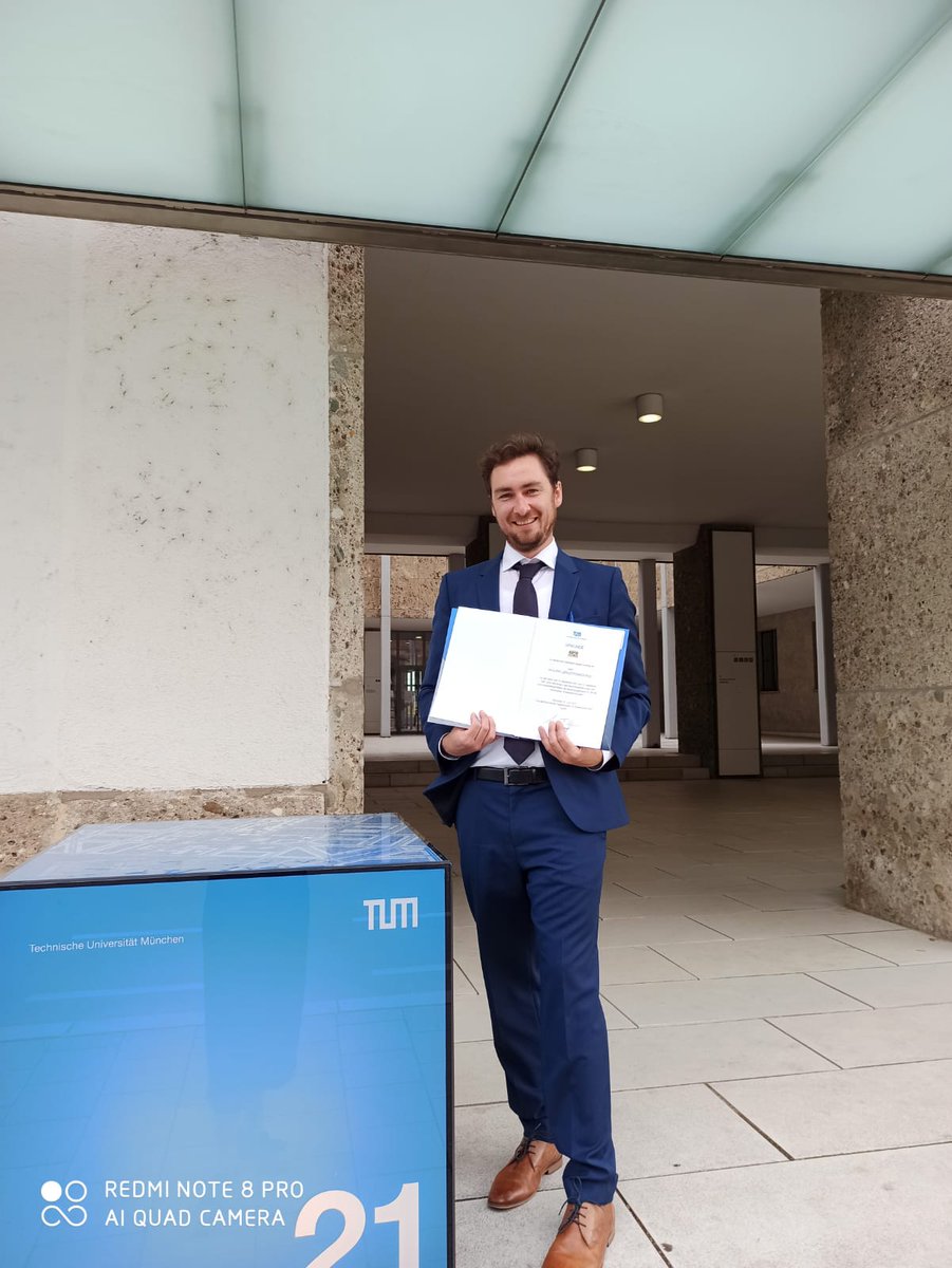 Philipp Lergetporer tweet media