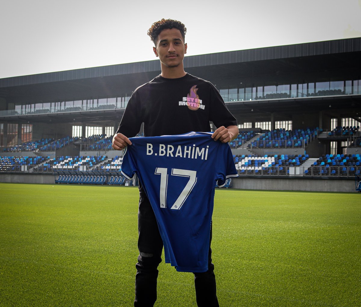 USL DUNKERQUE 🐬 tweet media