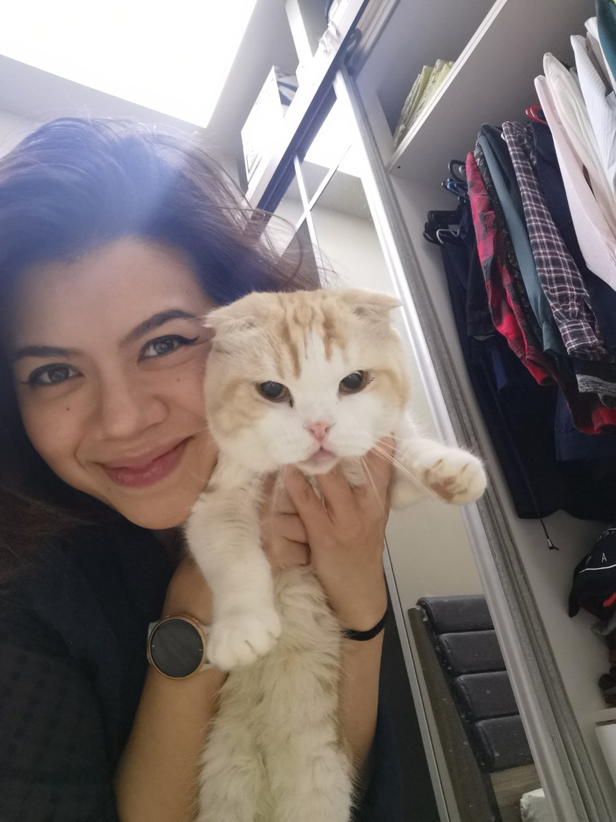 nzranasr's tweet image. Timeline cleanse.
This is my ah boy named Ah Kam. As you can see, he doesn't like being hugged.