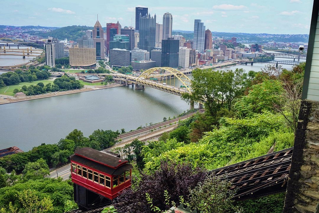 lindseyAtLowes's tweet photo. Explored central PA, Erie, &amp; Pittsburgh on a much needed mini vaca!  Now back to the grind. #chasingwaterfalls #stars #explorePA https://t.co/1TCd023GtQ