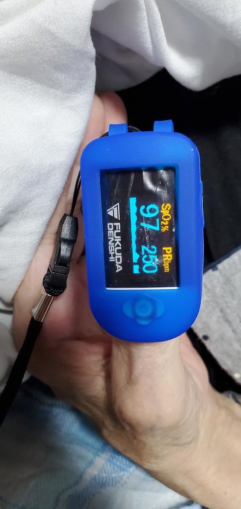 Suka2020_046's tweet image. いや、今本気で焦った💦
1分後くらいに測り直してこれなら平気よね？
#パルスオキシメーター #PRbpm