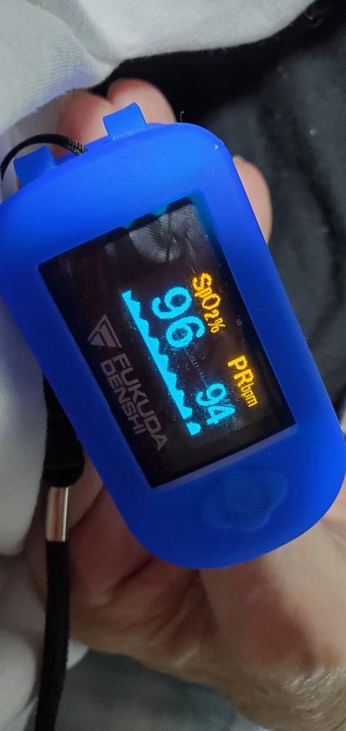 Suka2020_046's tweet image. いや、今本気で焦った💦
1分後くらいに測り直してこれなら平気よね？
#パルスオキシメーター #PRbpm