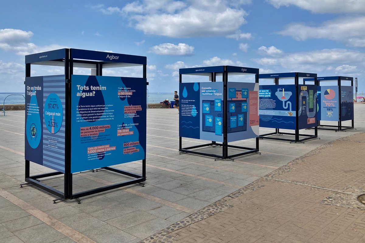 Veolia_Cat's tweet photo. 🚰 Sabies que més de 800 milions de persones al món no disposen d'#aigua potable?

💦 Descobreix l'#OperacióAigua, l'exposició per conscienciar-nos sobre la disponibilitat present i futura de l'aigua.

👋 Darrers dies per visitar-la a la plaça del Mil·lenari de #Calafell! https://t.co/toe9ladhjW
