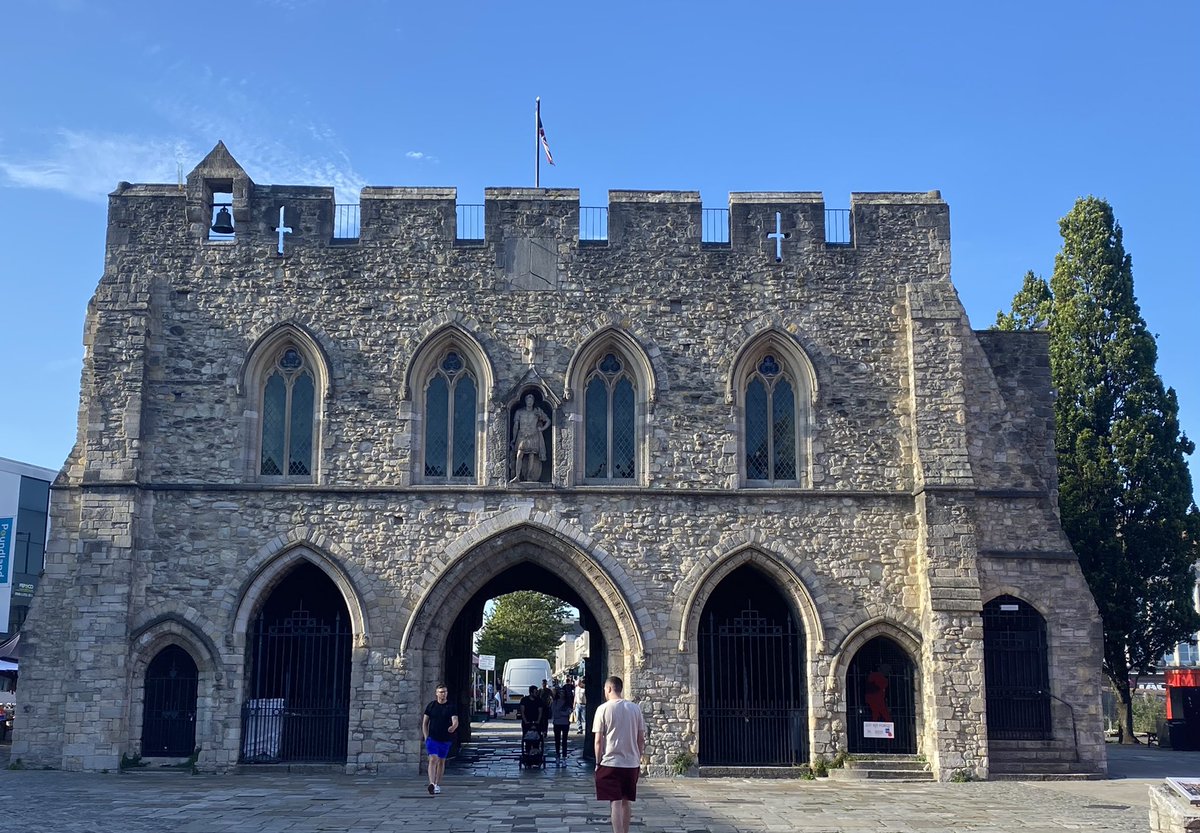 Saima Khan tweet media