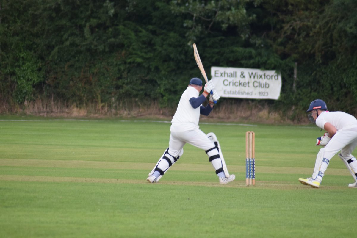 On Sunday 8th August we welcomed the Gloucestershire Gipsies to Exhall for our annual fixture 🏏

Report - exhall-wixford.play-cricket.com/match_reports/…