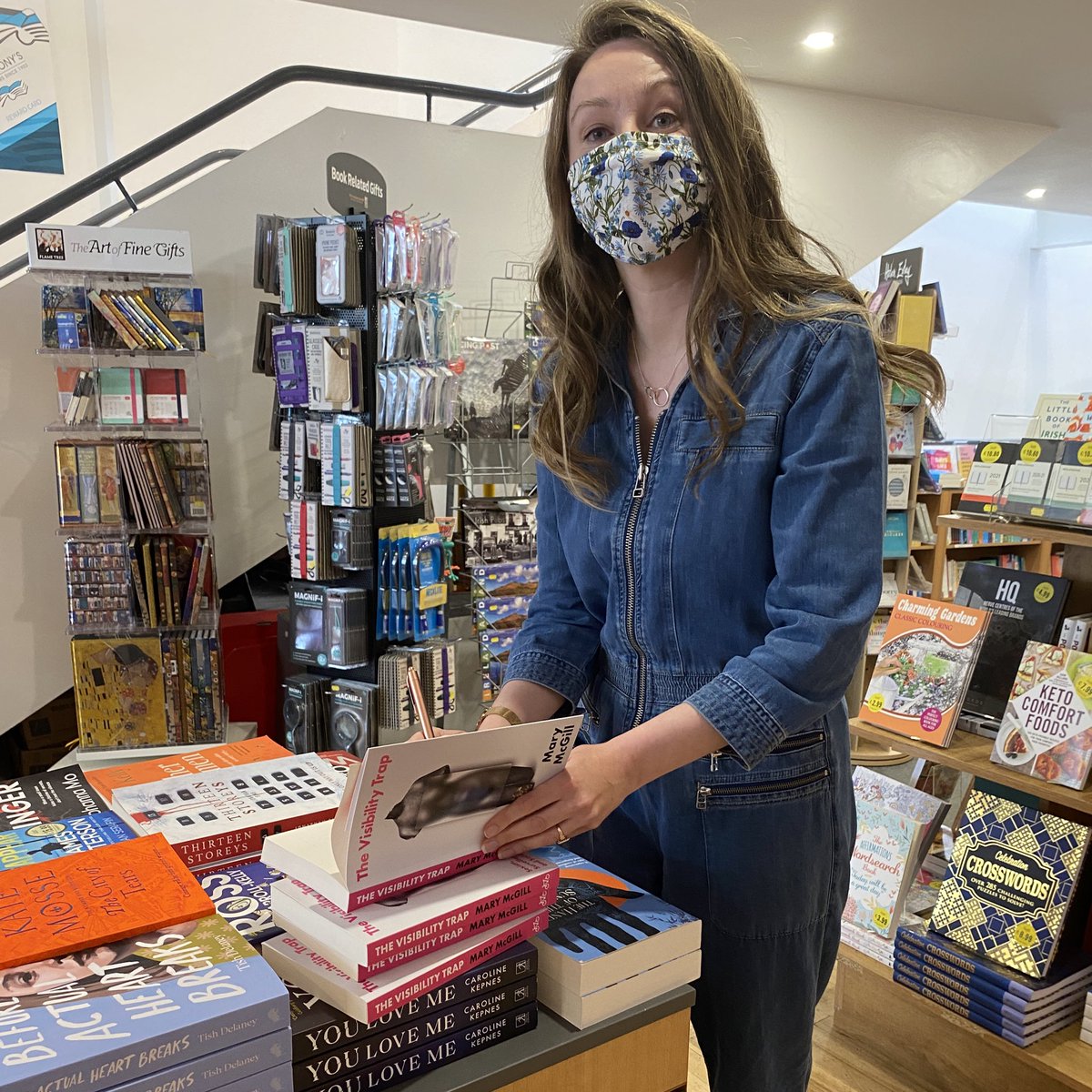 OMahonysBooks's tweet photo. Thanks to @MsMaryMcGill for calling in to us, on her holidays no less, to sign copies of her book #TheVisibilityTrap 
#AutographedCopies available in store and online from https://t.co/WXJMPrBmbx 
#IrishAuthor @NewIslandBooks #Booksellers https://t.co/HMSIUZnPQ6