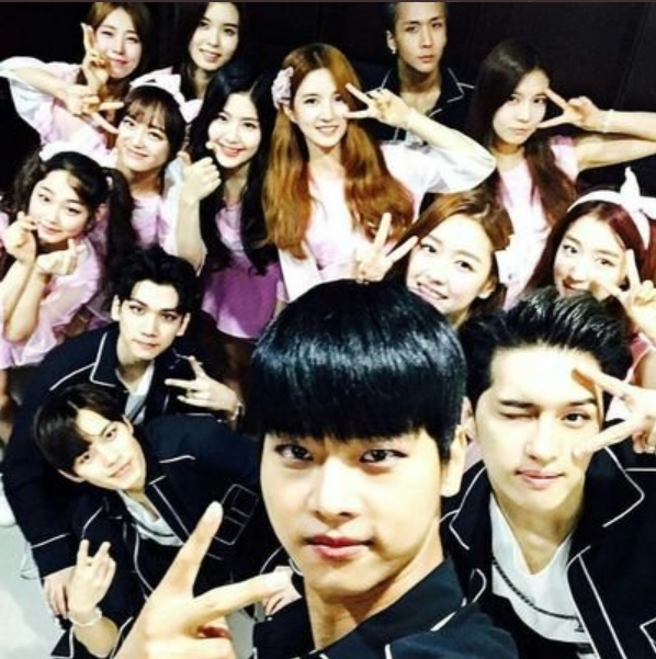 iconickpopfship's tweet photo. vixx and gugudan https://t.co/OKWtOU4fd5