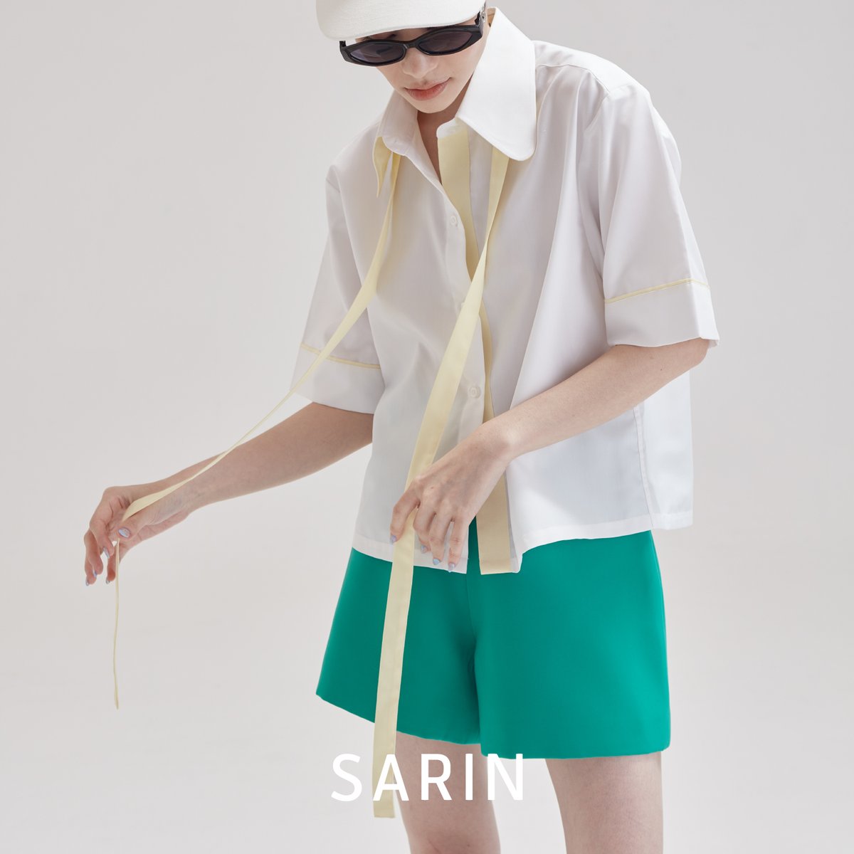 วันจันทร์สีเหลือง 💛💛 
#sarin #sarinofficial #shirt1110 #Monday