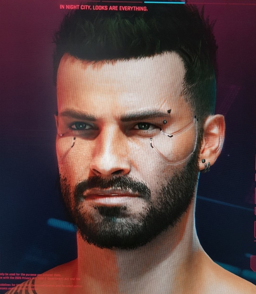 Replaying Cyberpunk, thought Id post my V 😁 Name: Vincent 'V' Hayes Height: 5'7 Body Type: Smoll but jacked Orientation: Gay, Vers Bottom Likes: Moterbikes, iced coffee, long night time convos on rooftops. Dislikes: Corps, artichoke pizza 🤮, anyone who f*cks with his friends