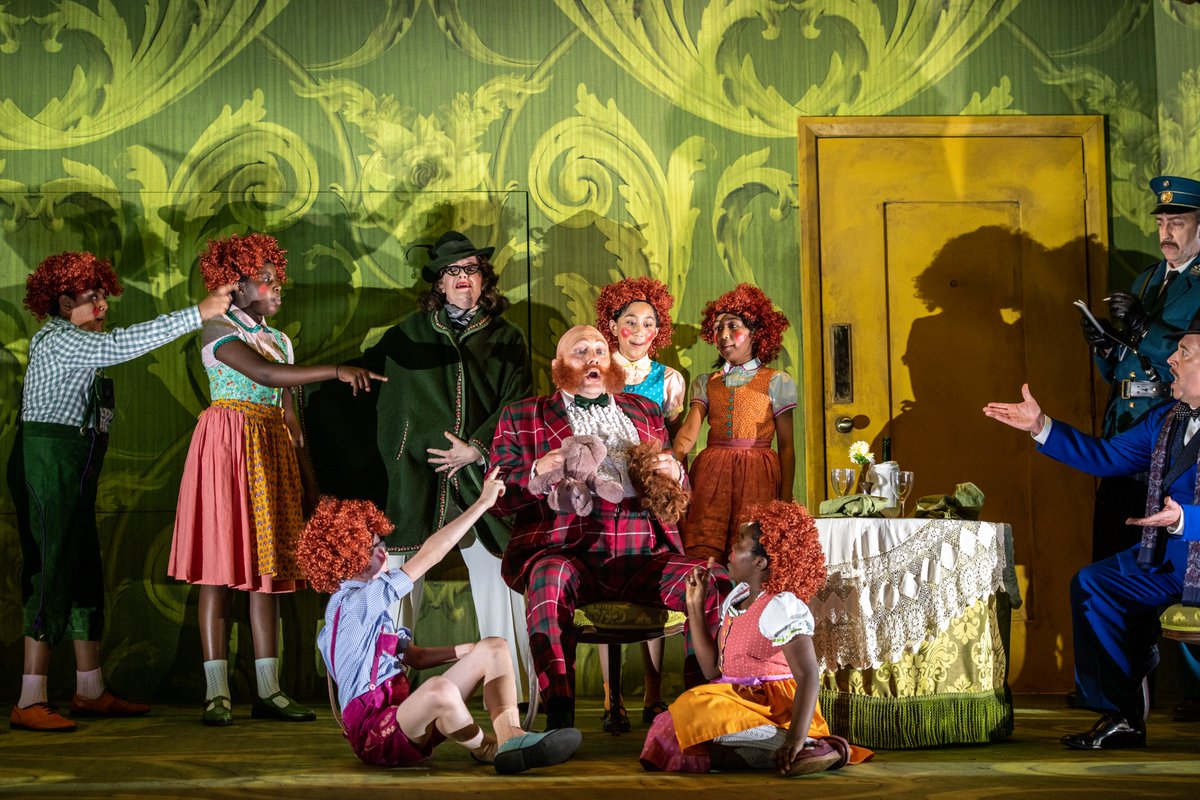 GarsingtonOpera's tweet photo. 👀Today is your LAST CHANCE to hear #DerRosenkavalier with @philharmonia on @BBCSounds...

Don't miss out 👇

📻 https://t.co/vPFTGGK9f9

#GORosenkavalier #Opera #Strauss #OperaOn3 https://t.co/e6x5YCydqM