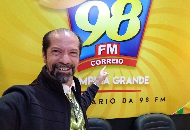 oscarnetofm's tweet photo. Oiiii souu euuu,bom dia!
Ótima segunda,pra todos nós!
Que Deus nos abençoe!
No ar com o : SHOW DA MANHÃ
1° LUGAR PESQUISA 6 SIGMA "98 FM, A RÁDIO DE CAMPINA".
Facebook: correio98fm
Instagram:@correio98.1 
WhatsApp: 83-99370-4750
https://t.co/tm2x0VuI4Q
https://t.co/x4K4v2ypTp https://t.co/KK9K1acEQE