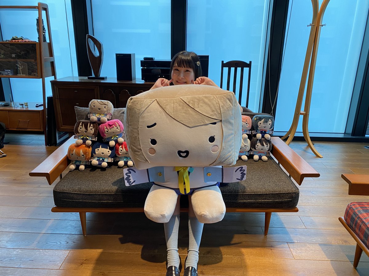 ラブライブ！　虹ヶ咲　購買部 巨大かすみんボックスぬいぐるみ E86VVLsVgAM53OZ.jpg