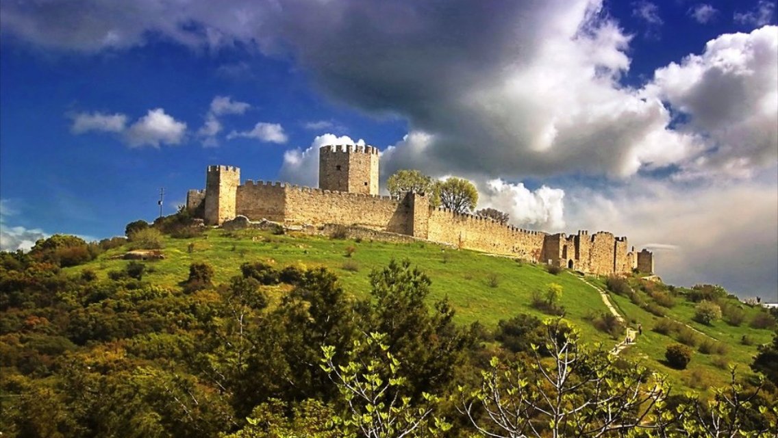 CaVassilios's tweet photo. GREECE-MACEDONIA-PIERIA- PLATAMONAS "Platamon Castle" An important part of the History of Pieria, is a Medieval Byzantine Crusader Castle built between 1204 - 1222, in northern Greece Macedonia, located southeast of Mount Olympus.
https://t.co/PCvspOWawF
https://t.co/8ib3WO1v44 https://t.co/9SzEncn09T
