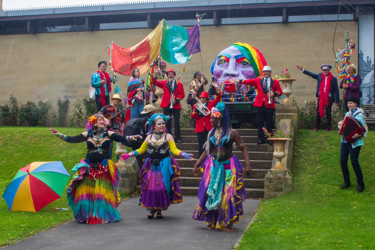 All the lowdown on this coming weekend's #pride  events!

mailchi.mp/35693fa174b1/t…