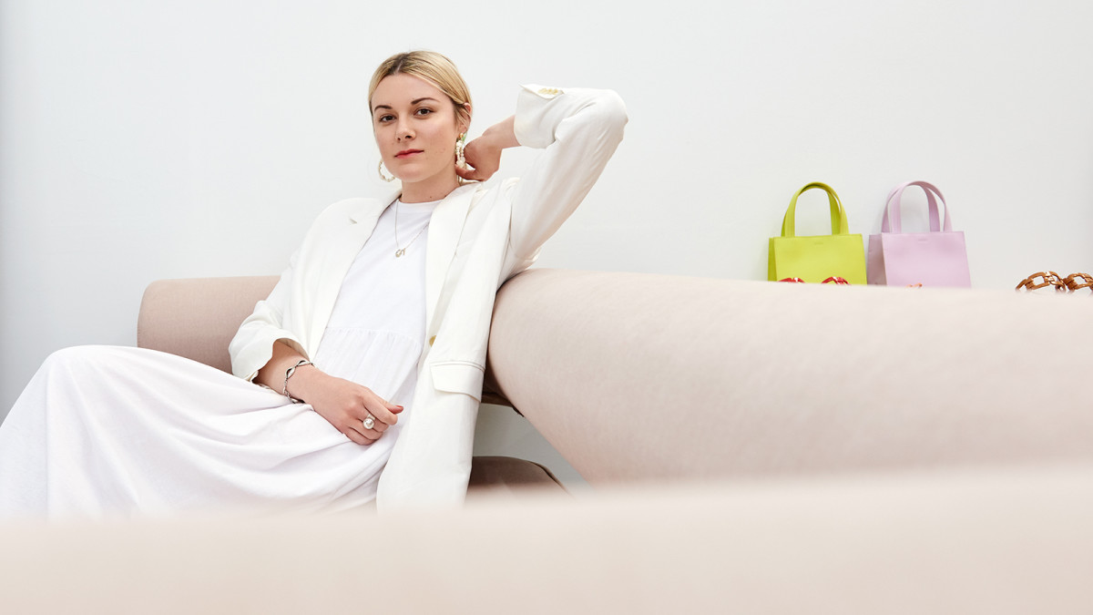 bellamodeling's tweet image. How #LisaSaysGah's Lisa Bühler Built One of the First #Instagram Brands Out of Her Apartment: In our long-running series "#HowImMakingIt," we talk to people making a living in the fashion and beauty industries about how they broke in and found success.… fashionista.com/2021/08/lisa-b…