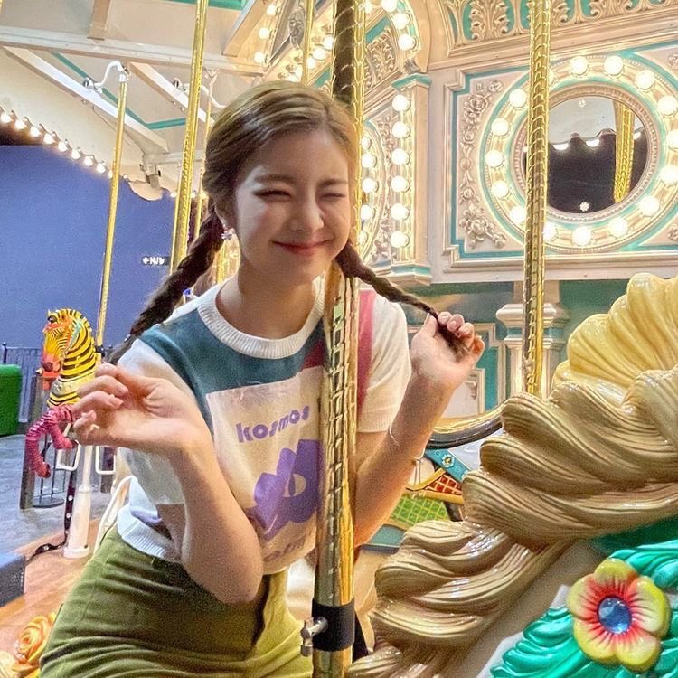ichaerysmile's tweet photo. aveces pienso y me pregunto como Lia puede ser tan Hermosa y tan Talentosa la amo demasiado Lia best Girl #LIA #ITZY https://t.co/dyuQvCmGsv