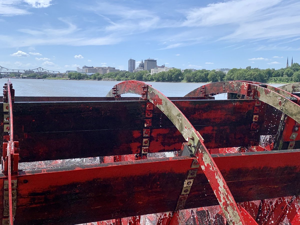 TravelPRHeather's tweet photo. Peoria skyline with the Spirit of Peoria’s paddle wheel in the foreground. #discoverpeoria #enjoyillinois https://t.co/23rhfBfzEB