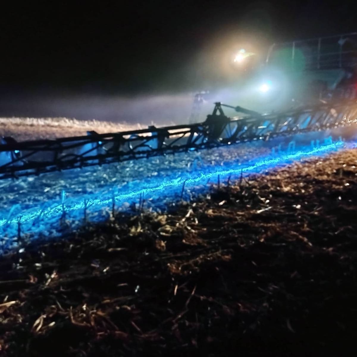 AlltecBIO's tweet photo. Calibración de equipo #Weedit con rastreador de gotas y A35T! 🔎
#A35T es un #concentradosoluble con emulsionantes, específicamente indicado para la aplicación de todo tipo de plaguicidas, especialmente #insecticidas y #fungicidas.
#agrotecnologia #agroaplicaciones #adyuvantes https://t.co/pBxCNgDvZ6