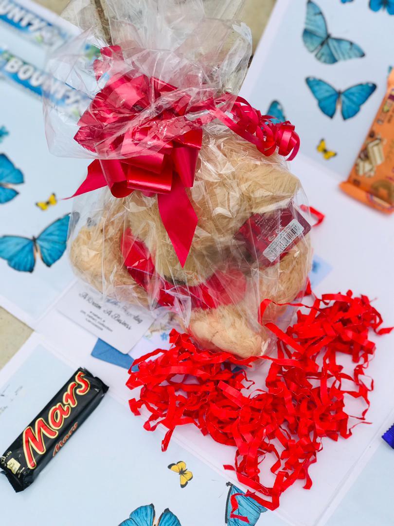 nahari_a's tweet image. #birthdaybox 
#giftpackage