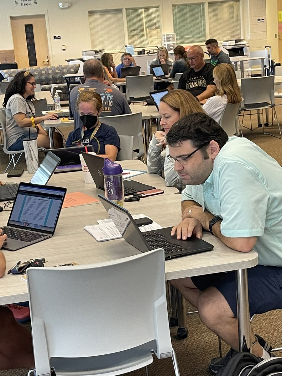 Croatan High School tweet media