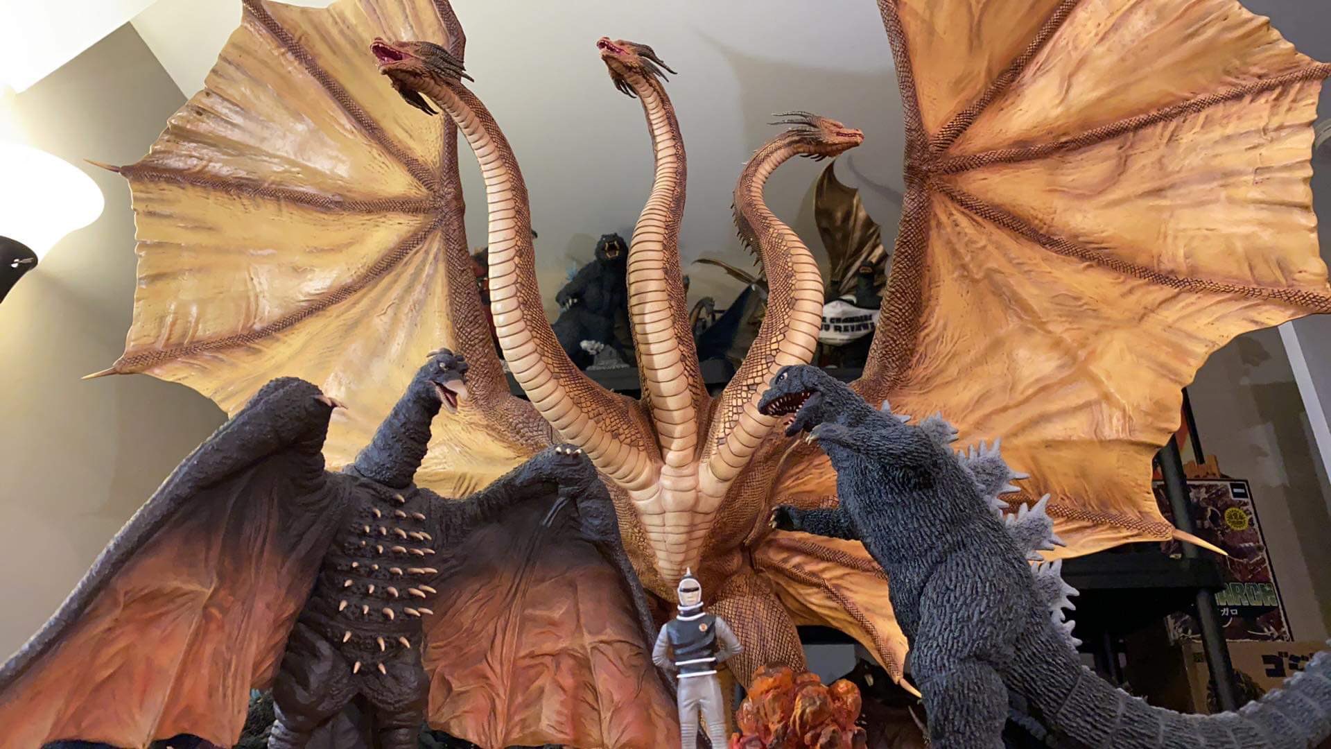 Kaiju Live on Twitter: