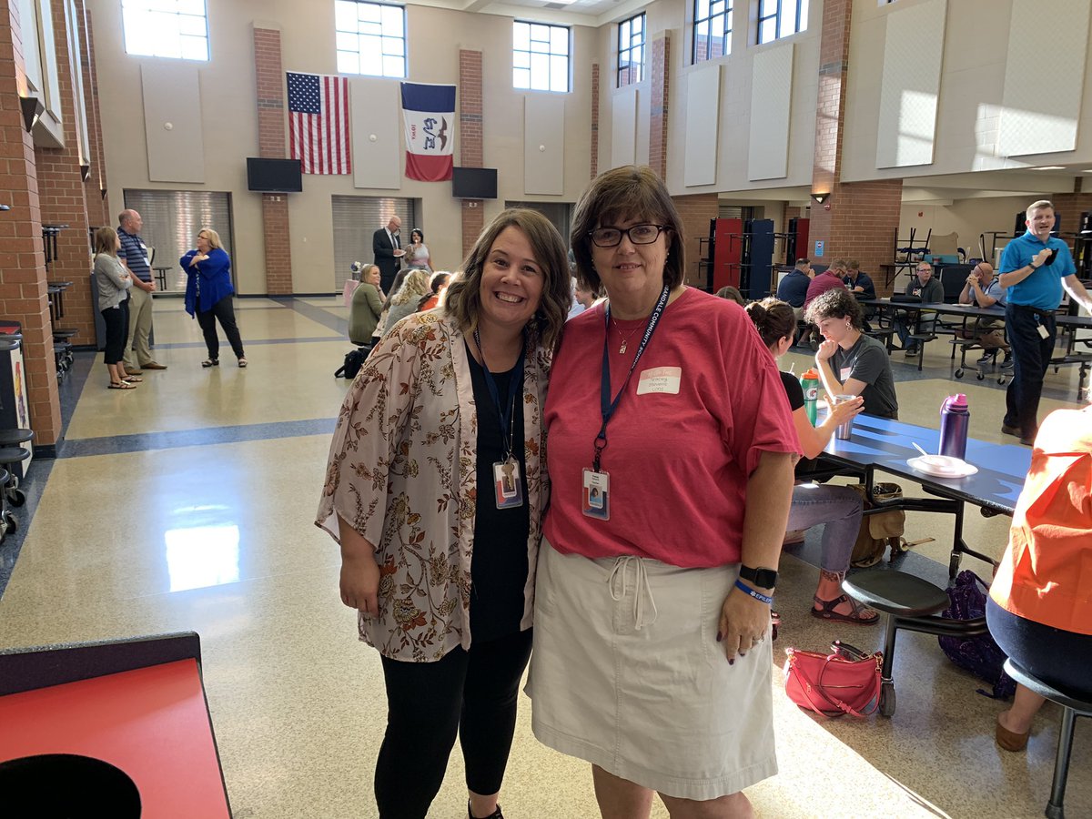 UrbandaleCSD's tweet photo. We’re thrilled to welcome our new teachers & administrators during New Teacher Academy today! We’re so glad you’re here! We are #betterwithU! #caring4U https://t.co/bKrLMjECMn