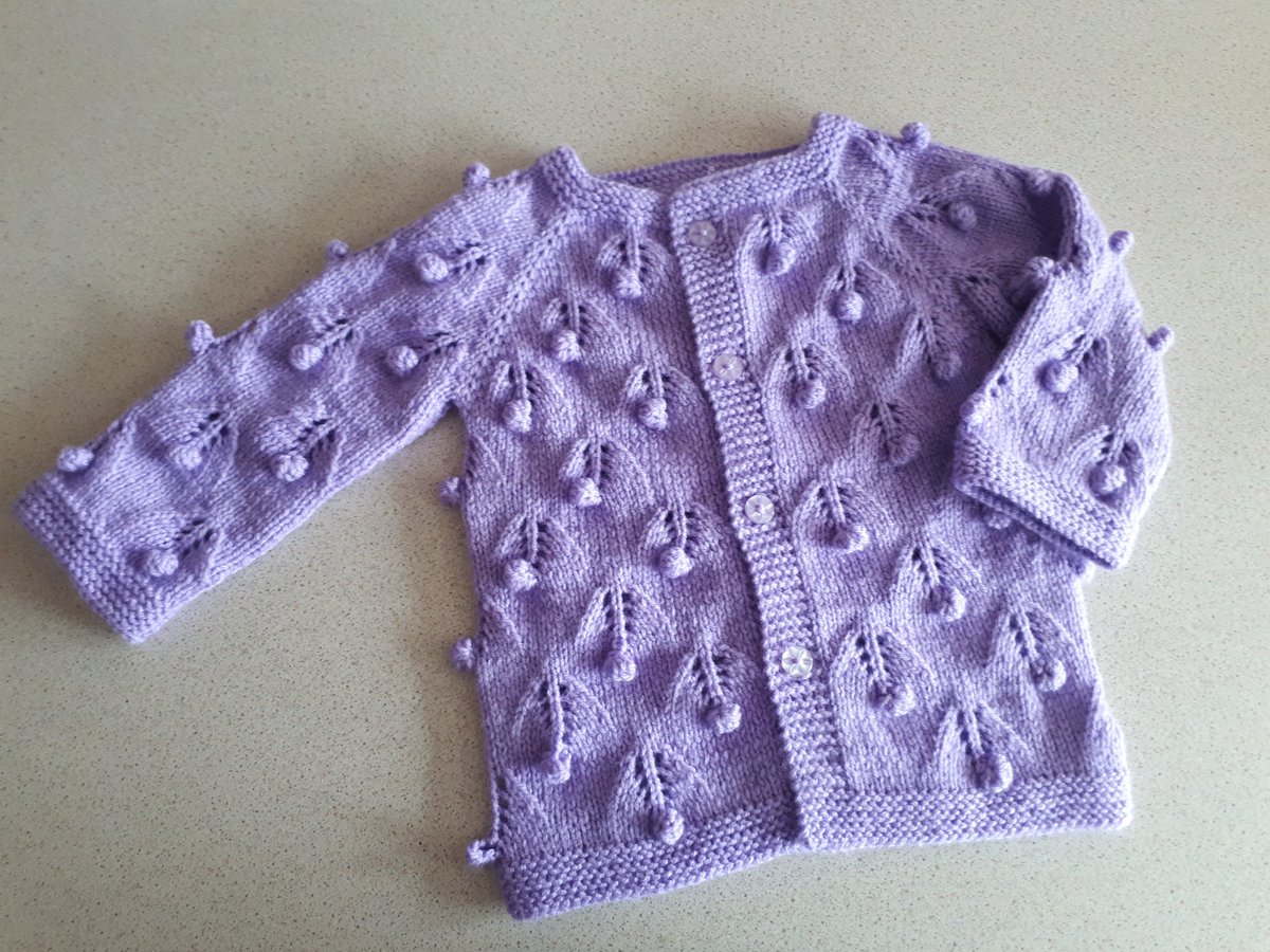hand knitted baby cardigan #folksy 
#folksyshop #folksyuk
#knitted #knitting #london #baby #knittedbabyclothes #babycardigan #knitwear 
folksy.com/items/7769070-… #newonfolksy