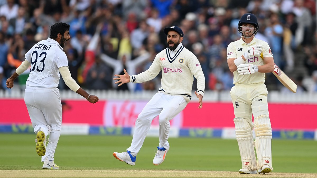 BCCI's tweet photo. WHAT. A. START! 🔥 🔥

@Jaspritbumrah93 strikes in his first over. 👌 👌 #TeamIndia

England 1/1 as Rory Burns departs. 

Follow the match 👉 https://t.co/KGM2YELLde https://t.co/WNYPVkT7Us
