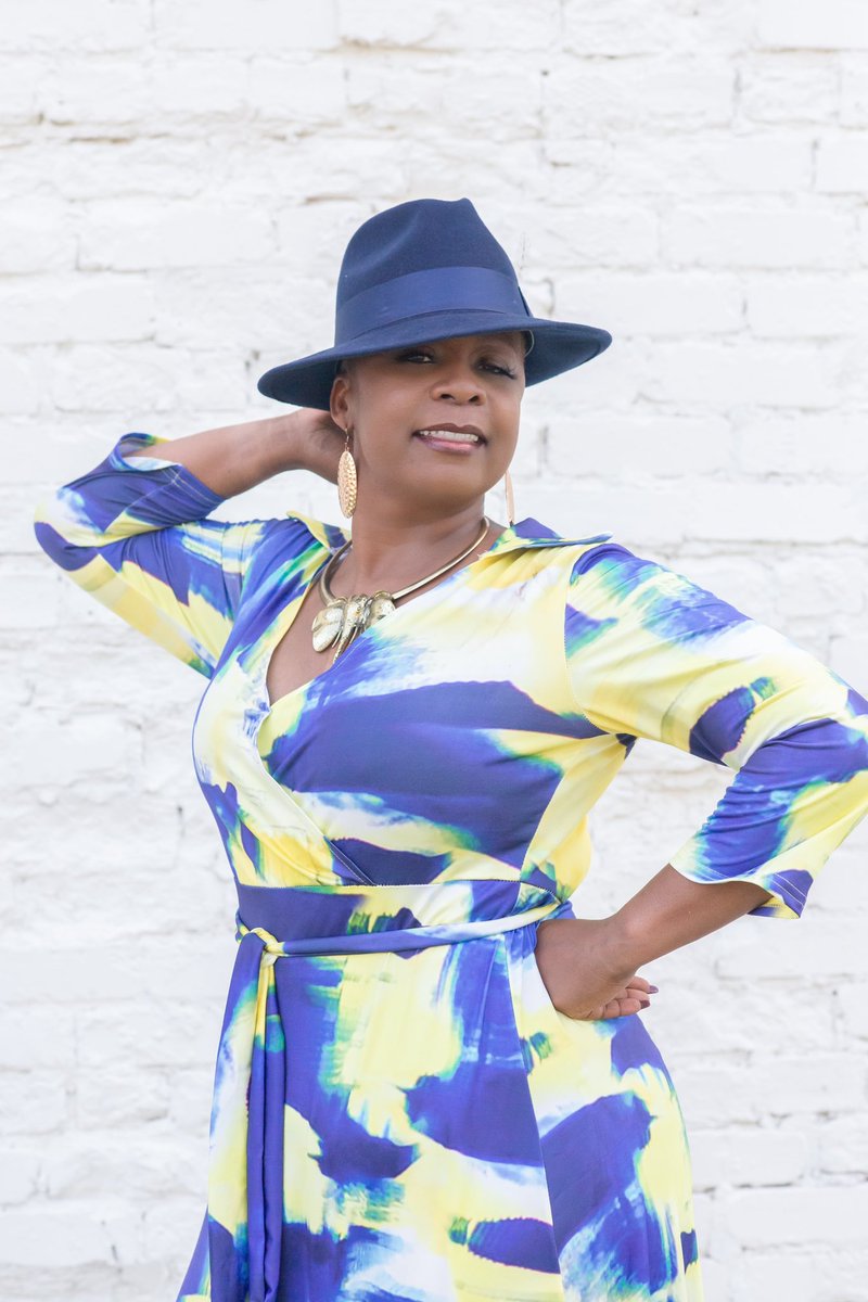 TLBails's tweet image. Just me!!💋💋 This is the last week on my #TiaRoadTo50 tour. Next Sunday, I will have made 50 trips around the sun! It’s a Bad &amp;amp; Boozy Cheers to Fifty type of week. I’m looking forward to shouting THIS IS FIFTY!! #TiaTheYearOf50 #ThisIs50 #TiaMichelle

📷: @thesnappydiva