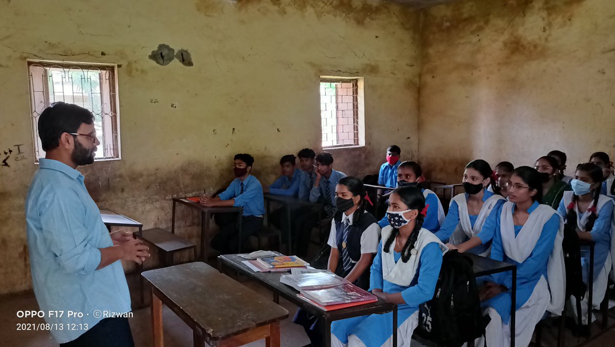 siocg's tweet photo. SIO Chhattisgarh has organised a Students Meet at National Public School, Farid Nagar on 13-August, 2021. In this meet, Br. Tahoor Anwar (National Secretary, SIO India) interacted with the students on topics such as - "How to excel in Studies", "How to identify your Goal"  etc https://t.co/5c8JtGa1BV