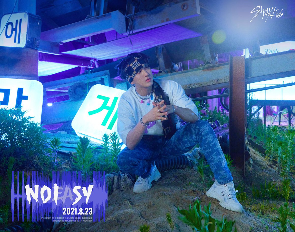 StrayKidsBoli's tweet photo. [Stray Kids] 📰
(스트레이 키즈) NOEASY
TEASER IMAGES📸

🗓2021.08.23 6PM (KST)

#창빈 #Changbin 🖤
#현진 #Hyunjin  💙

#StrayKids #스트레이키즈
#NOEASY #StrayKidsBolivia
#소리꾼 #Thunderous
#StrayKidsComeback
#YouMakeStrayKidsStay https://t.co/bKcjQMgAYH

@Stray_Kids https://t.co/KWDlN4VjBF