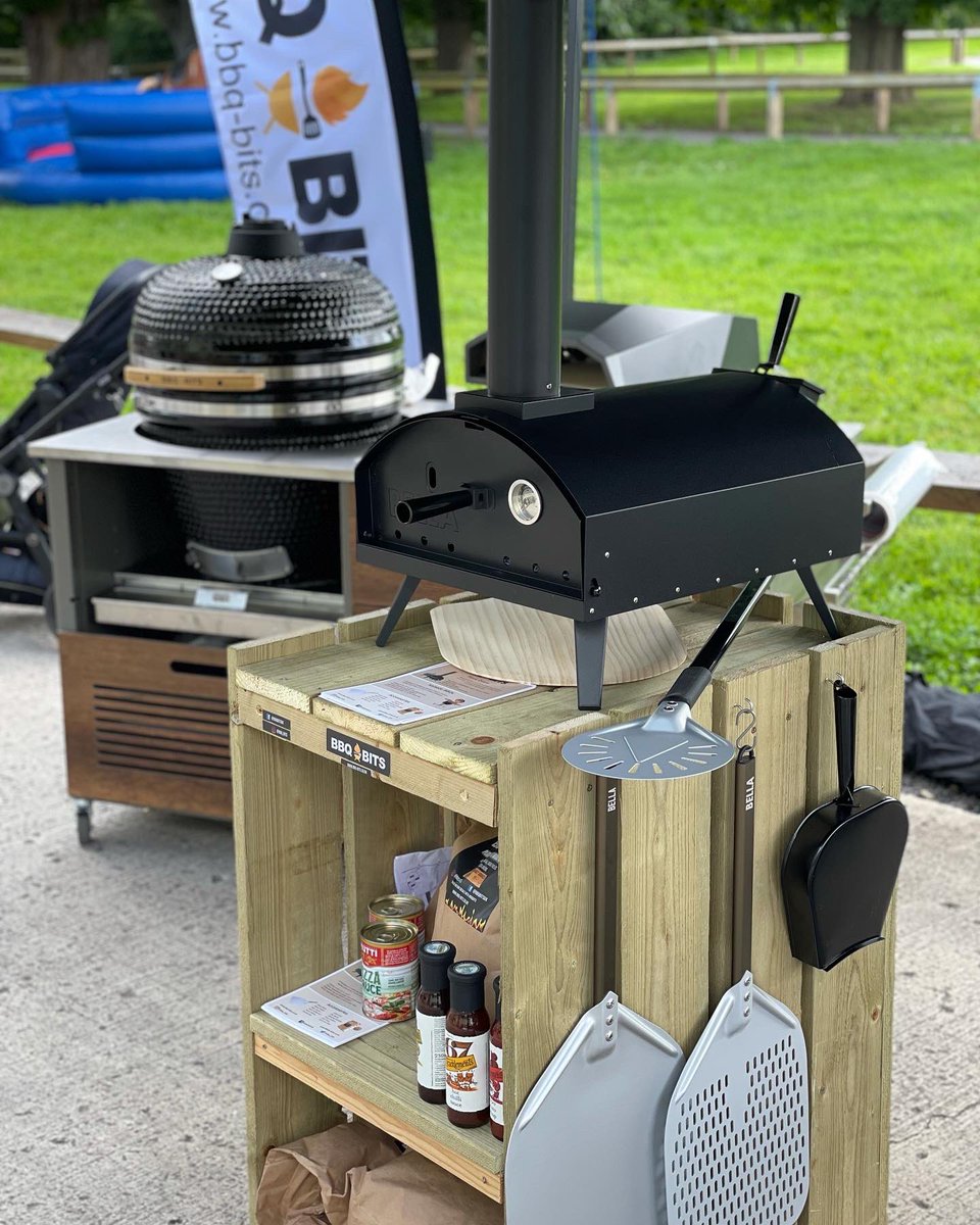 BBQ_BITS's tweet photo. We had a fantastic day on Saturday meeting new people and discussing our products. The feedback has been great, so thank you 👌🏼

We would also like to say a massive thank you to @westberksbrew and @SmokeFireFest for having us for our first @bbq_bits show! https://t.co/gmYY5eHM1U