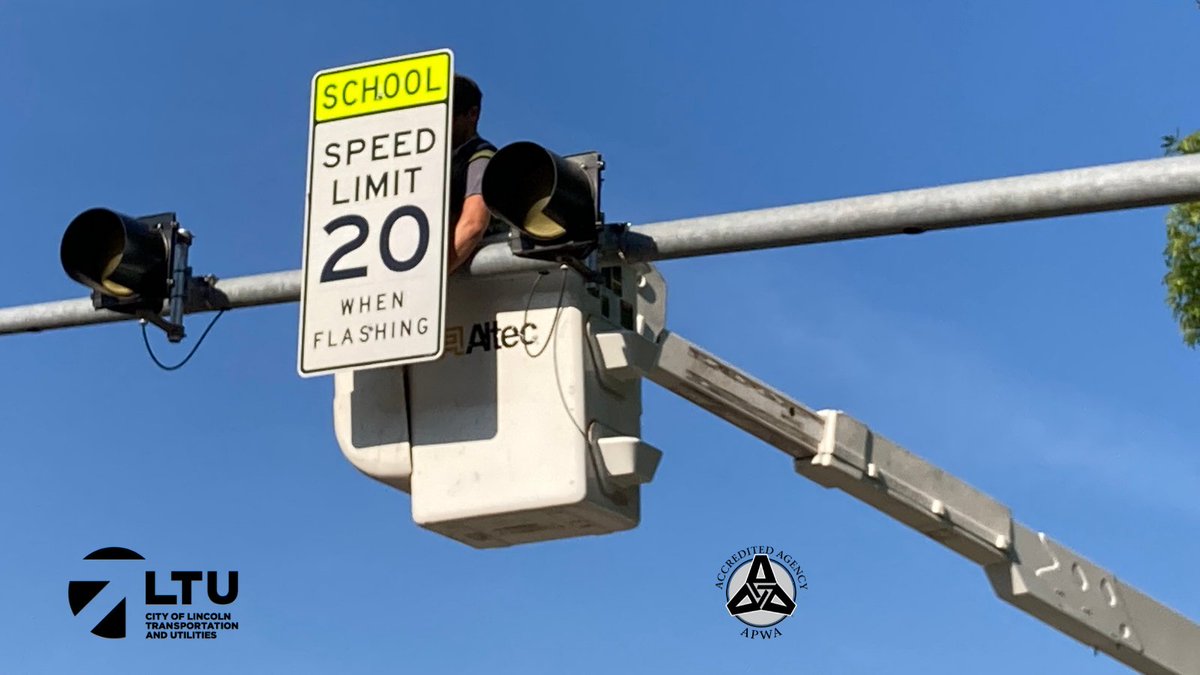 LTULNK's tweet photo. LTU has been working on a citywide school zone enhancement project to improve safety and traffic flow in school zones to meet national standards and best practices, just like this near Culler Middle School. This is a multi-year project dependent on programming and funding. #LNK https://t.co/yuunFezIBQ