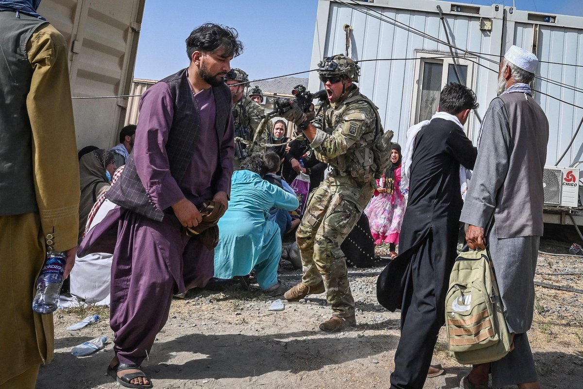 RichardEngel's tweet photo. Kabul airport. From  @AFP https://t.co/Qw8cC05VRV