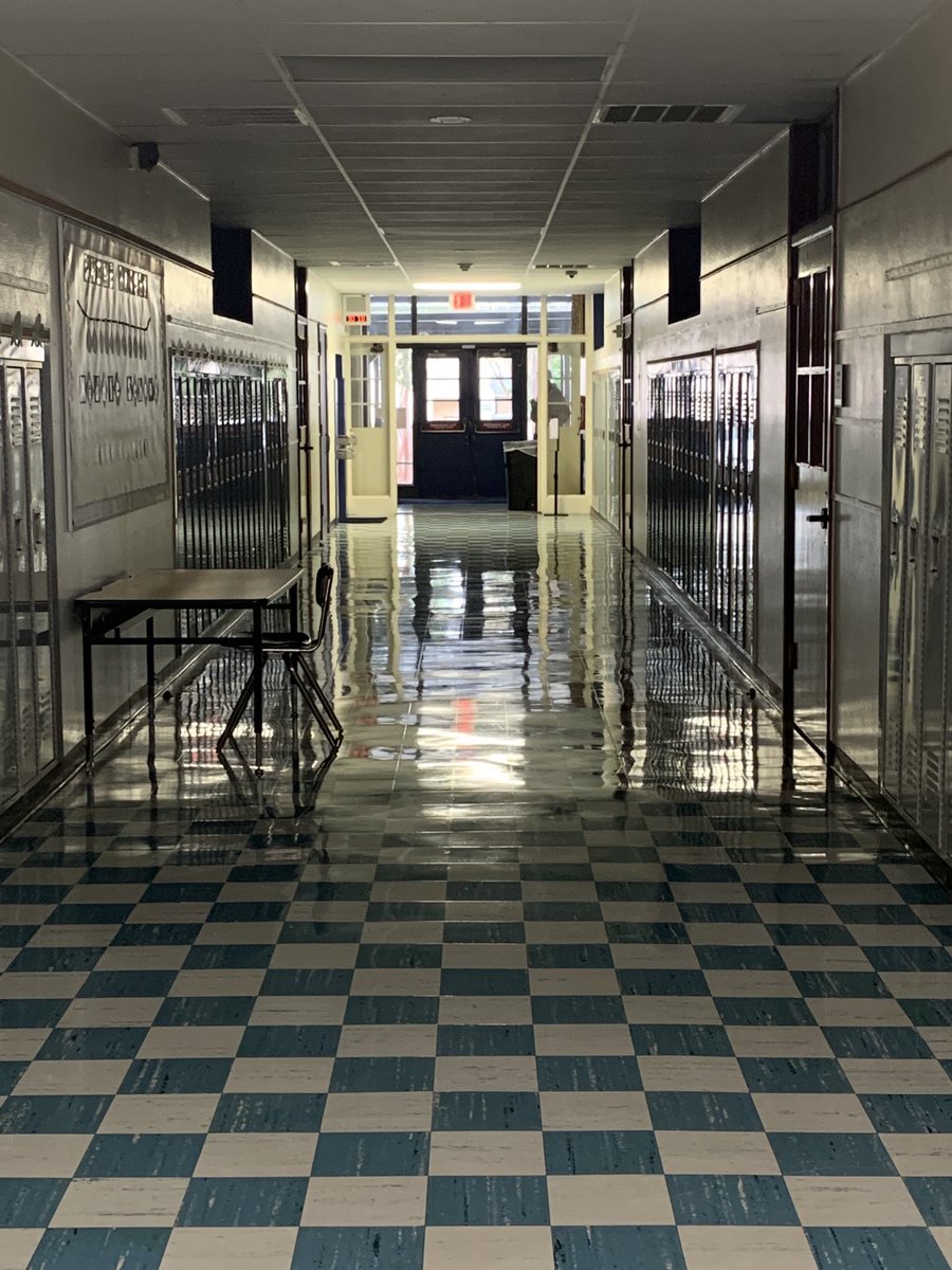 staschooldallas's tweet photo. STA ready for Back To School 2021-2022. These halls have been empty and quiet for too long. The students are the heartbeat of STA! #stastrong #stasuccess https://t.co/PhsrZcJAPR