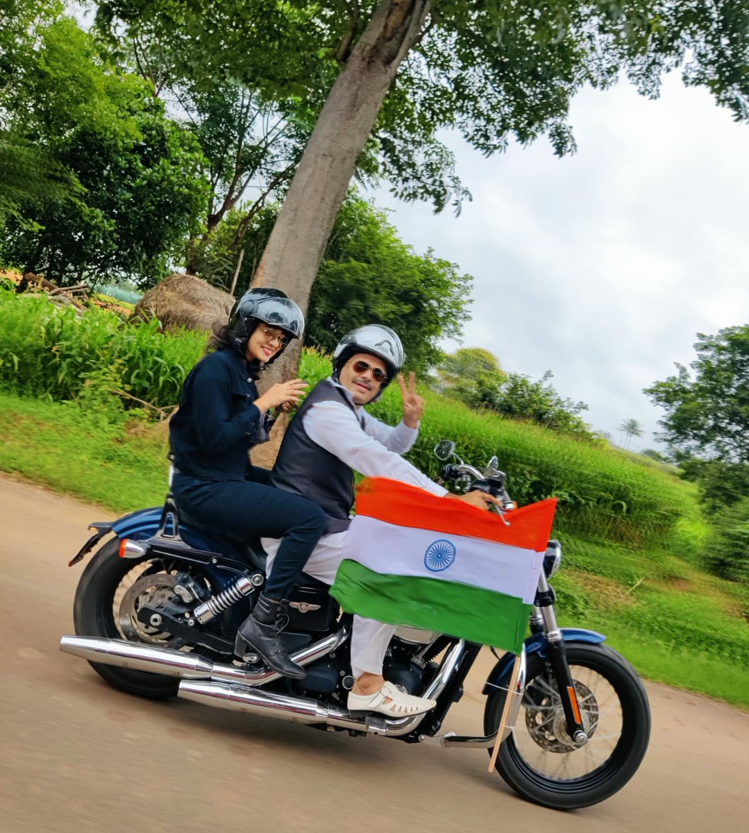 My Flag, MY PRIDE 🇮🇳

Jai Hind❣️
.

#independenceday #harleydavidson #independencedayindia #harley 
#independenceday2021 #jaihind #love #motherland #pride #harleystreet750 #vandematram #harleysofinstagram #harleyoftheday #specialinitiativeride #street750 #independenceday2021🇮🇳