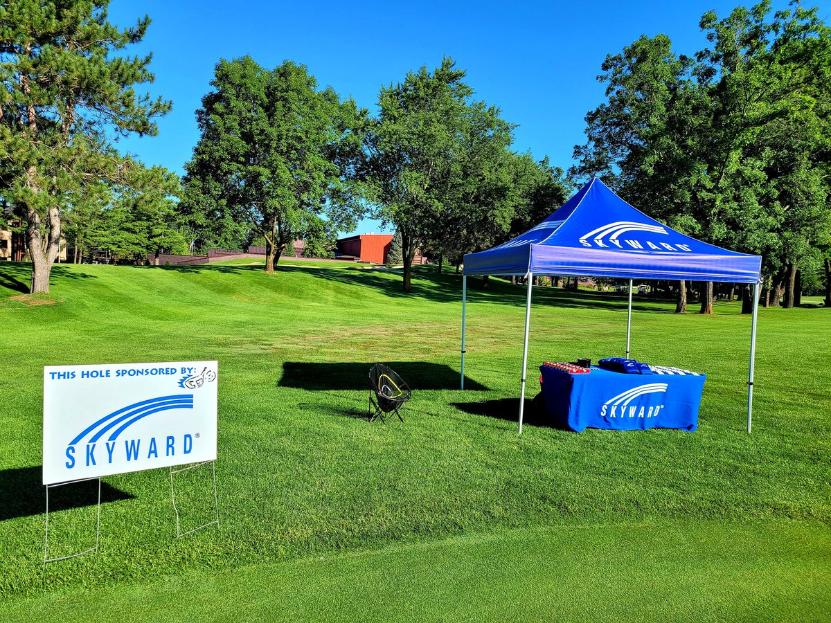 JenL_Skyward's tweet photo. The ☀️ is shining today for @PoCoBiz Business on the Green! Excited to see the golfers in action and pass out @Skyward_Inc swag!

#Hole17 #MondayVibes #networkmarketing https://t.co/KUCwGI06ZY
