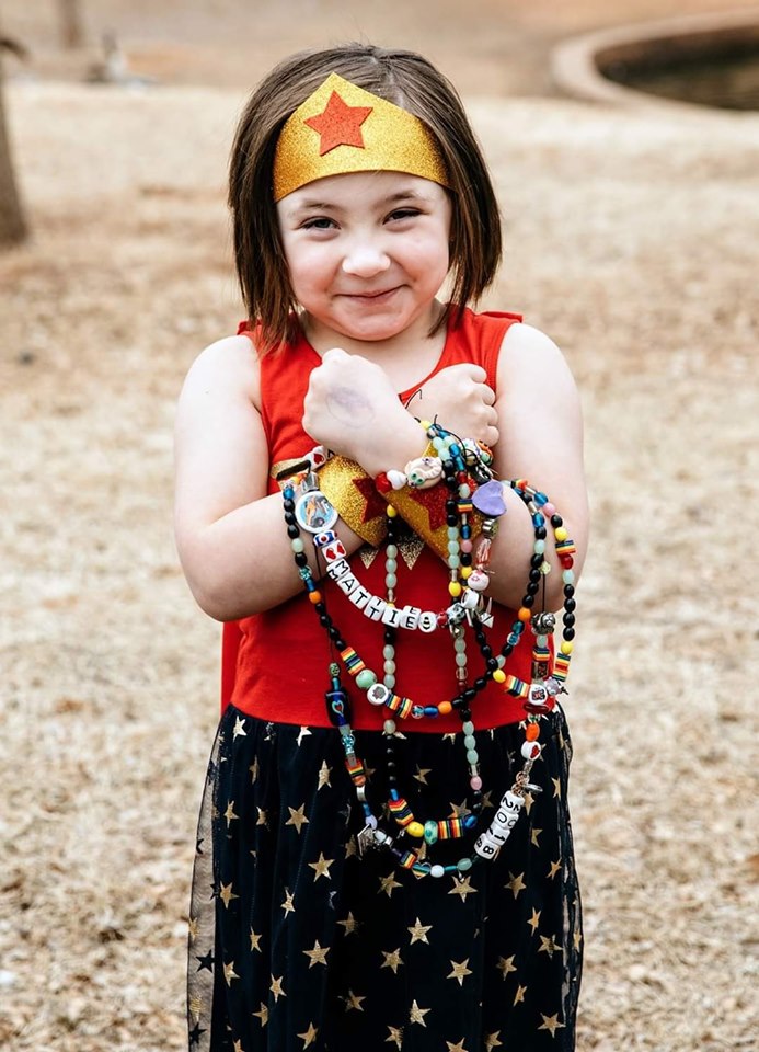 maureenshope's tweet photo. #MondayMotivation - When you think your life is tough, think again, put a smile on your face, and power through like the cancer warrior children we know and support. #BeadsofCourage @beadsofcourage #childhoodcancerawareness #powerthroughpositivity #StrongerTogether https://t.co/raGl4ctlFB