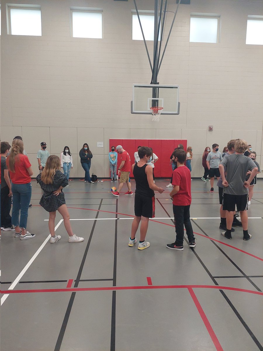 DixieHeightsHS's tweet photo. Team building activities for our Class of 2025! #colonelpride #purpose #ownyoureducation #ownyoureducation #campdixie https://t.co/WHgxYHi4MJ
