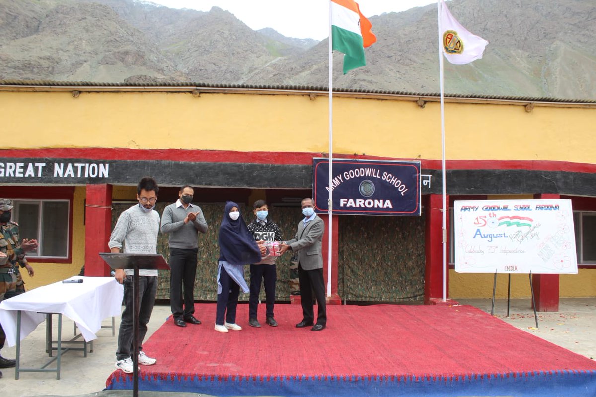PRODefSrinagar's tweet photo. #75thIndependenceDay enthusiastically celebrated by students of #ArmyGoodwillSchool #Farona in #SuraValley of #KargilDistrict included Flag hoisting & #NationalAnthem by children & distribution of sweets by #TopGunBrigade of #FireAndFuryCorps @NorthernComd_IA @SpokespersonMoD https://t.co/pTx9udkjsB
