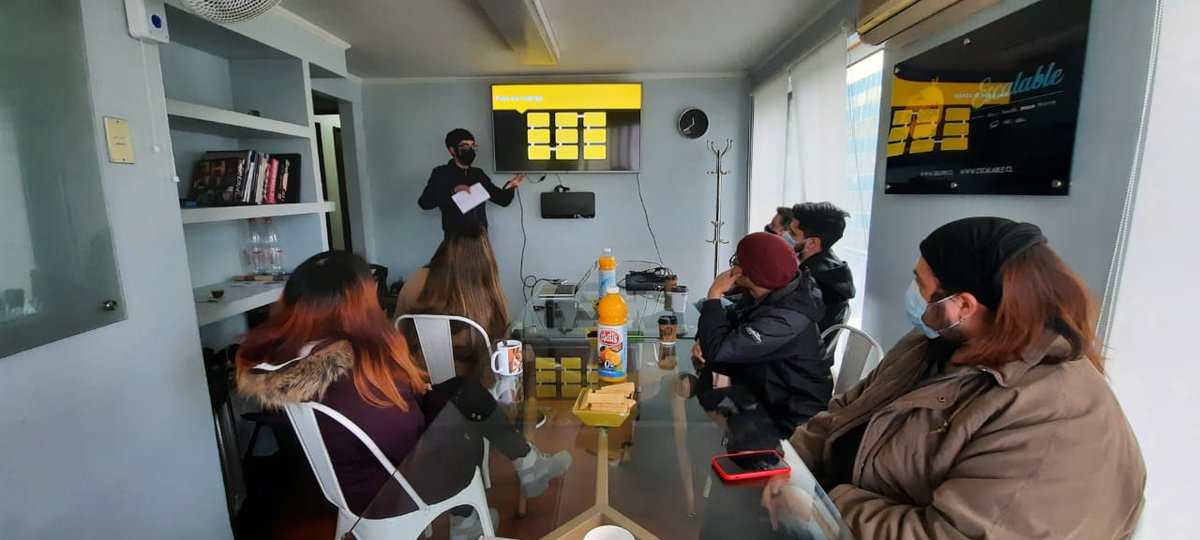 grappi's tweet photo. Hoy, cada área de la Productora expuso sus proyectos, lo que hacen y como impacta a los demás. Algunos no sabían, se enteraron, y ahora saben en quien apoyarse. 

#productoraaudiovisual #publicidad #hr #videocorporativo #videoanimado #animaciondigital #comunicacion #video https://t.co/2bQEtn6K2w