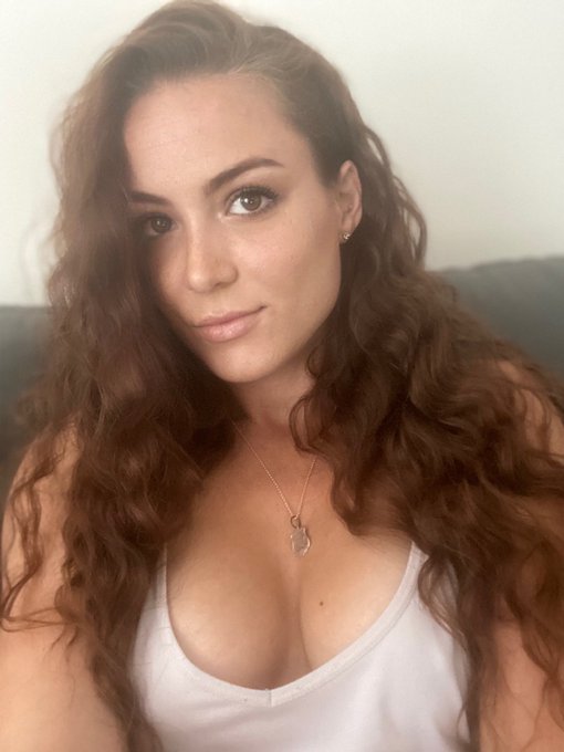 Taryn Maria’s pics and videos