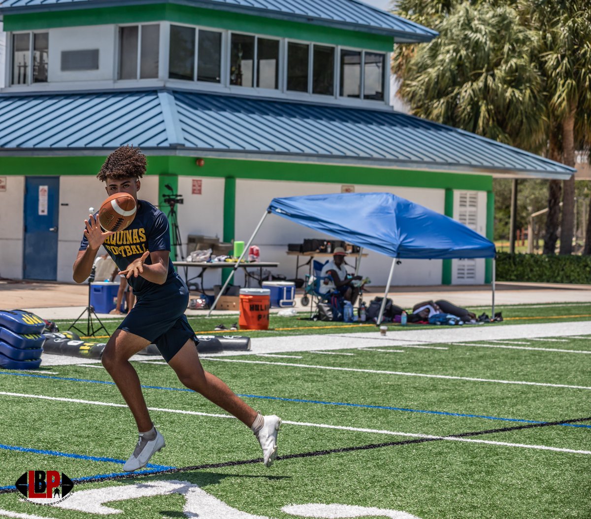 _CoachHodge's tweet image. Check out a few action shots of Co-MVP @justin_coles9 from our Ft. Lauderdale #LBretreat2021. Dynamic, Smooth, and Rangy... Stay tuned... #LinebackerPerformance
