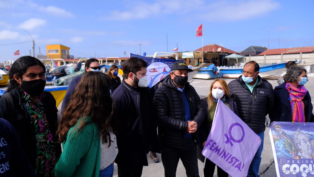 LatorreJI's tweet photo. Con @gabrielboric y las comunidades, seguiremos luchando por un Chile que respete el medio ambiente y avance hacia un nuevo modelo de desarrollo sustentable. Fuerte y claro #NoADominga para proteger este bellísimo ecosistema de la amenaza minera. Seguimos! #SalvemosPuntaDeChoros https://t.co/MITh8lGSxX