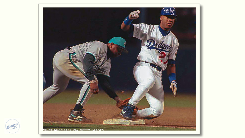 Happy Birthday to 1995 NL West champion and 4-year outfielder Roger Cedeño: 

Born August 16, 1974! 