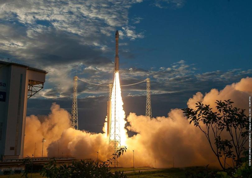 ¡El cohete Vega volará por seguda vez este año con otro satélite #PléiadesNeo! 🚀

Despegue | Martes 17 a la 01:47 UTC:
03:47 🇪🇸
*22:47 🇦🇷🇺🇾
*21:47 🇧🇴🇨🇺🇨🇱🇩🇴🇵🇷🇵🇾🇻🇪
*20:47 🇨🇴🇪🇨🇲🇽🇵🇦🇵🇪
*19:47 🇨🇷🇬🇹🇭🇳🇳🇮🇸🇻
En vivo: youtube.com/watch?v=bAOh-T…